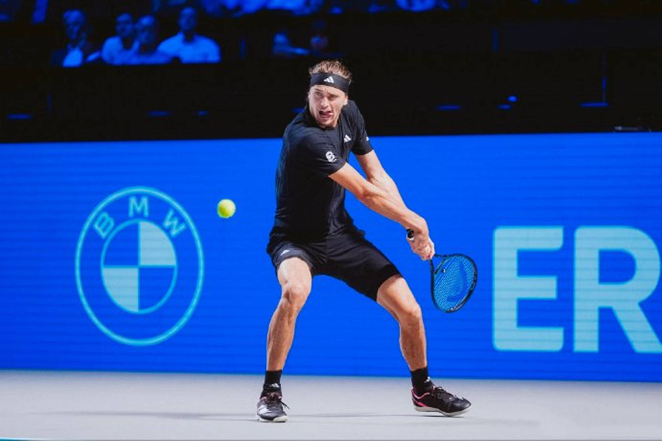 爱游戏tv-年终总决赛轻取拉沃尔杯，兹维列夫状态火热