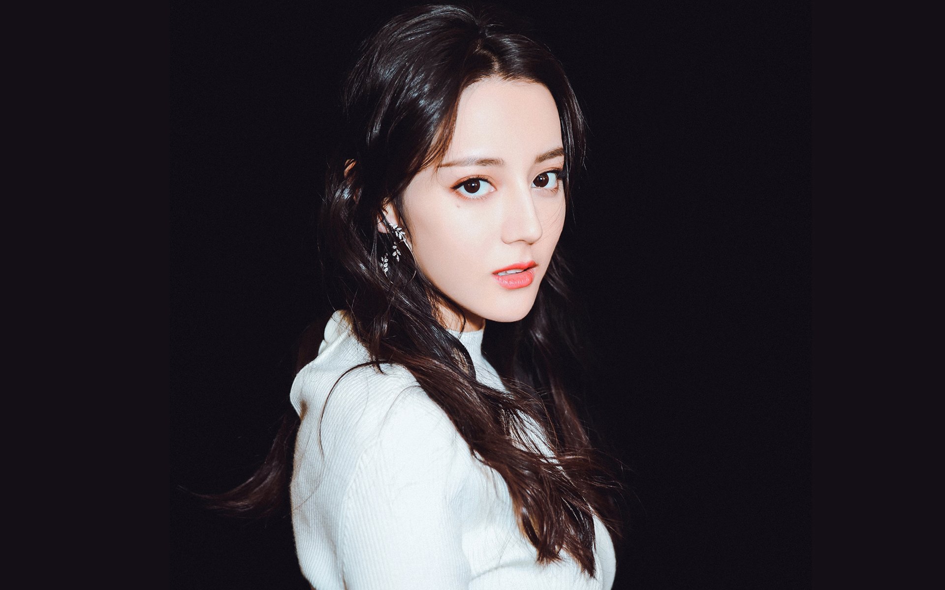 激战巴黎,日本羽球军团轻取东道主,黄鸭组合状态火热引关注