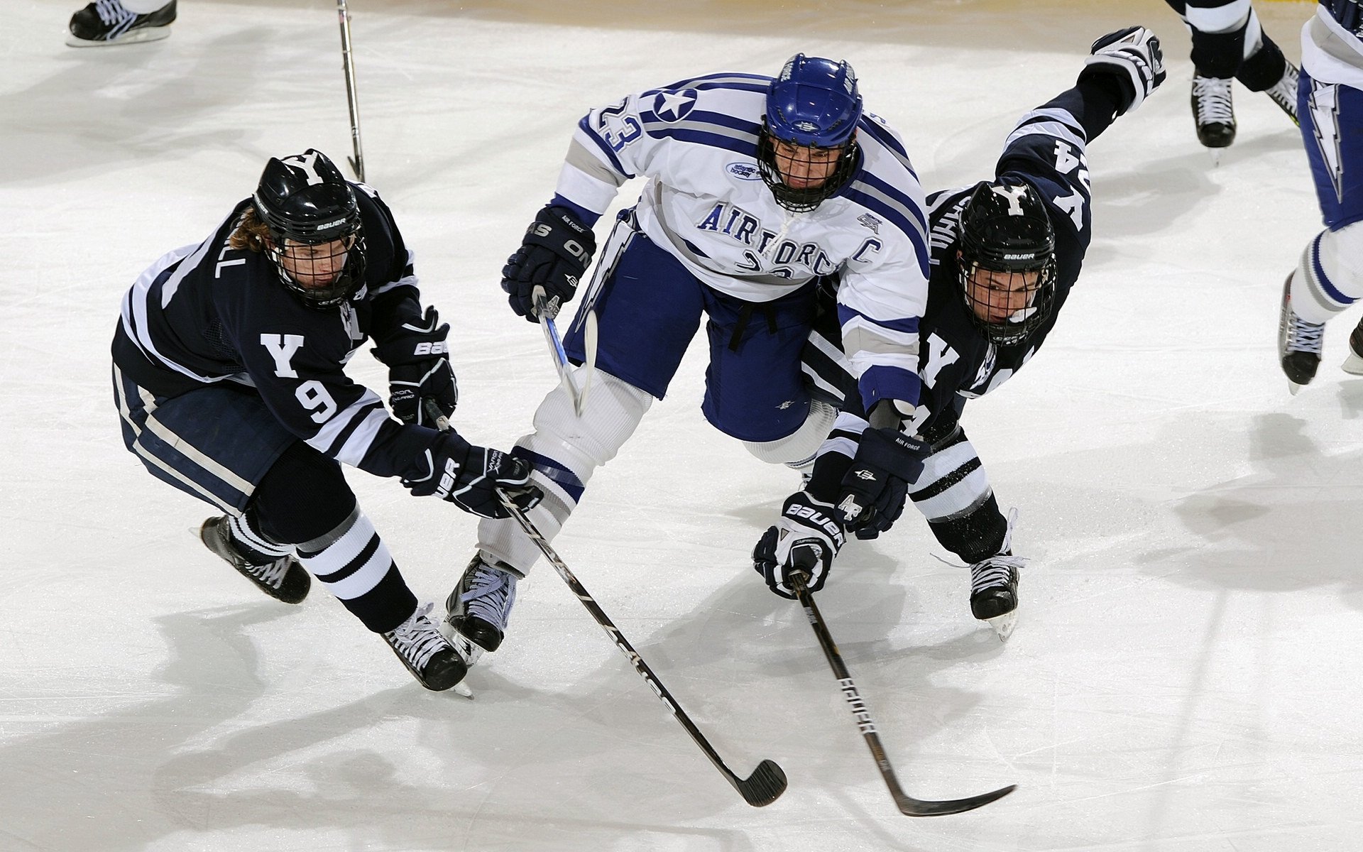 昨夜意甲焦点战，两大纪录被改写，戈麦斯的传奇与一个意外的名字