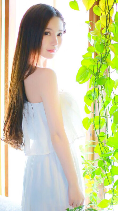 胜利的双面镜,塞维利亚的团队凯歌与阿拉巴的个人主宰