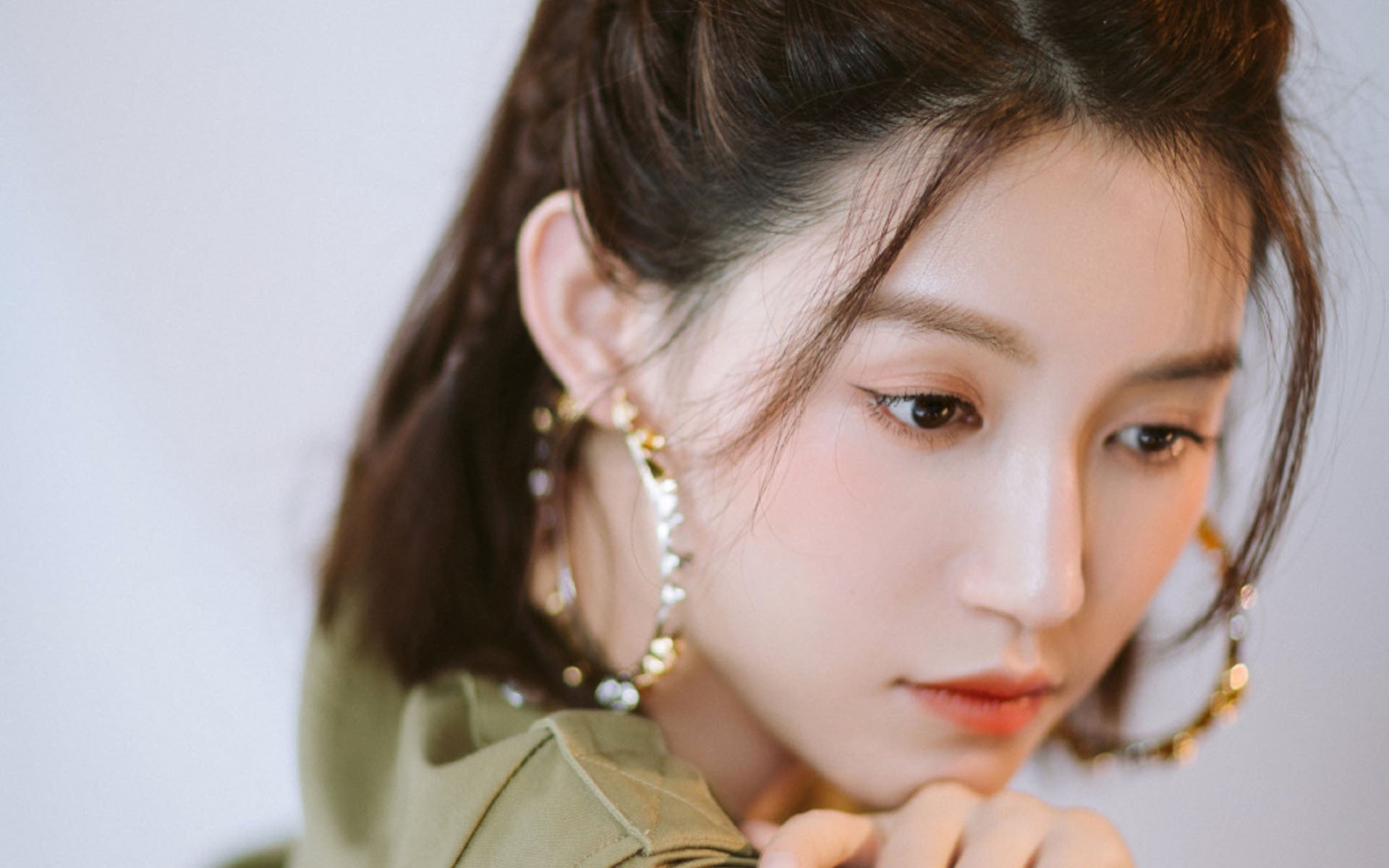 血脉之上,爱德华兹在狼嚎声中完成传承