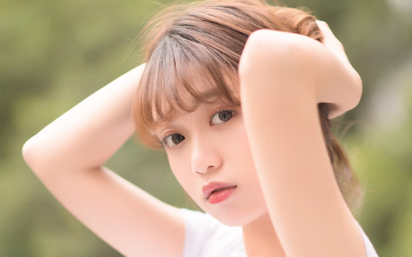 爱游戏娱乐-黑马狂飙！窒息攻势打崩东部豪强—黄蜂连续得分狂潮锁定总决赛赛点