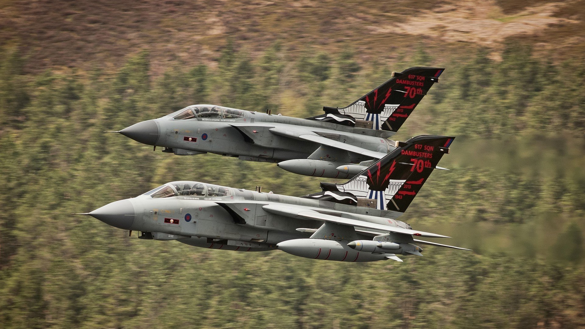 黑鹰振翅!欧冠焦点战塞内加尔力量强压黄色潜艇