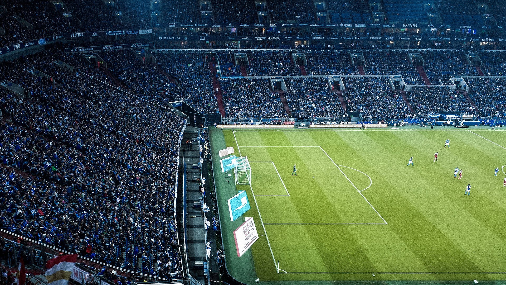 钢铁洪流与星光闪耀，当毕尔巴鄂的勇气碰撞巴黎的华丽